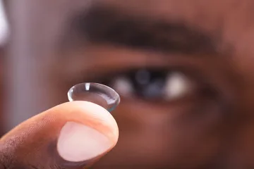 Contact lens before wearing